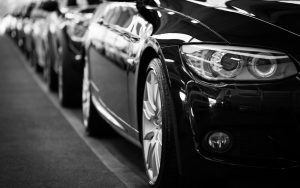 automobili in fila